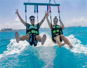 Parasailing-Abenteuer mit Hotelabholung